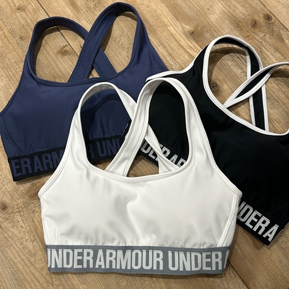 Under Armour  Sports Bra Tops 17$ each or 3 for $42 - Picture 1 of 7